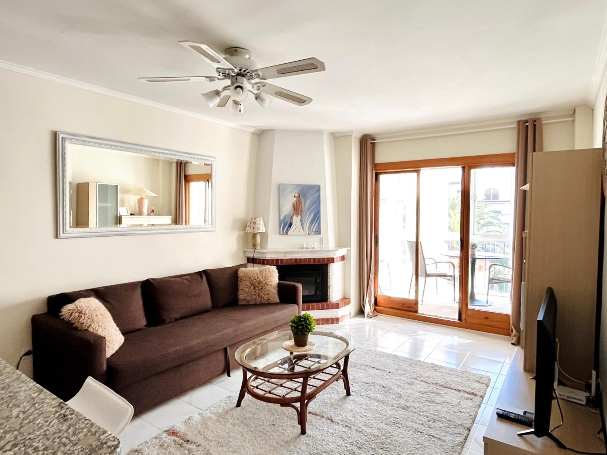 Cibeles Apartament Торевиеха Екстериор снимка