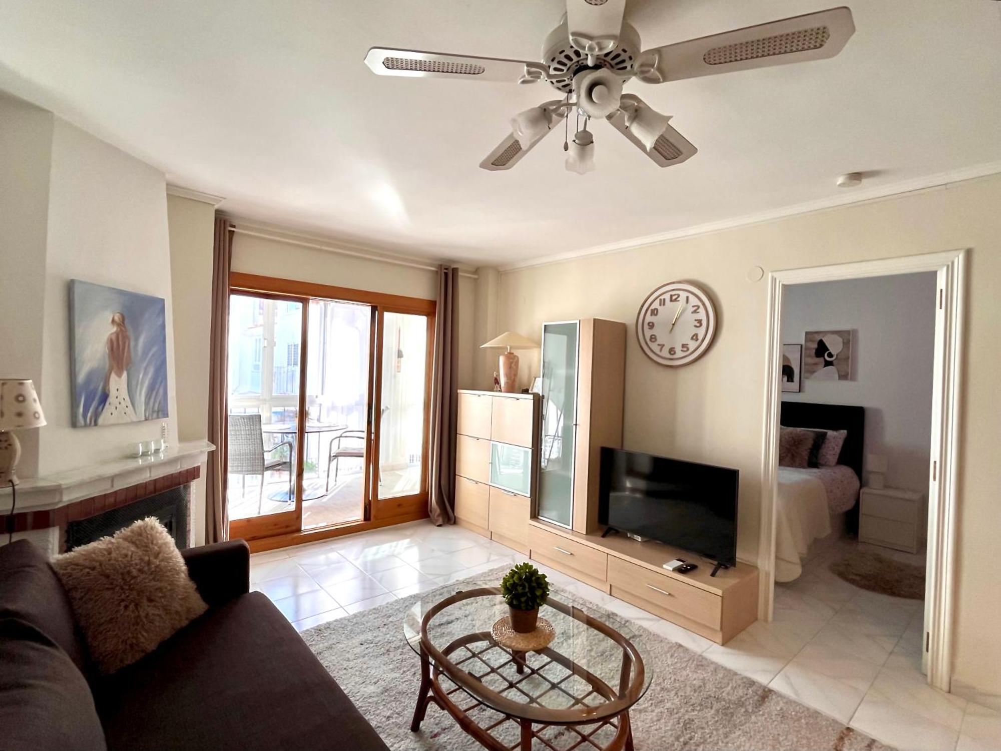 Cibeles Apartament Торевиеха Екстериор снимка